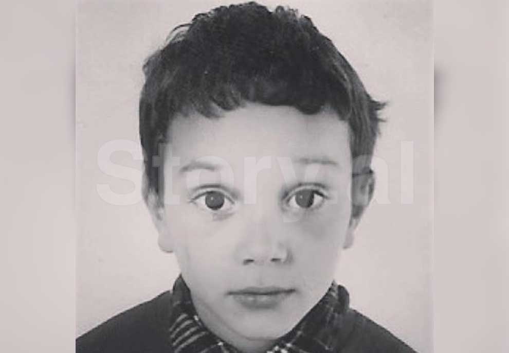 Ky fëmijë në foto, sot njëri prej reperëve shumë të njohur shqiptar
