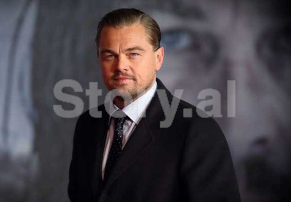 Leonardo DiCaprio kapet mat me të dashurën 23 vite më të re