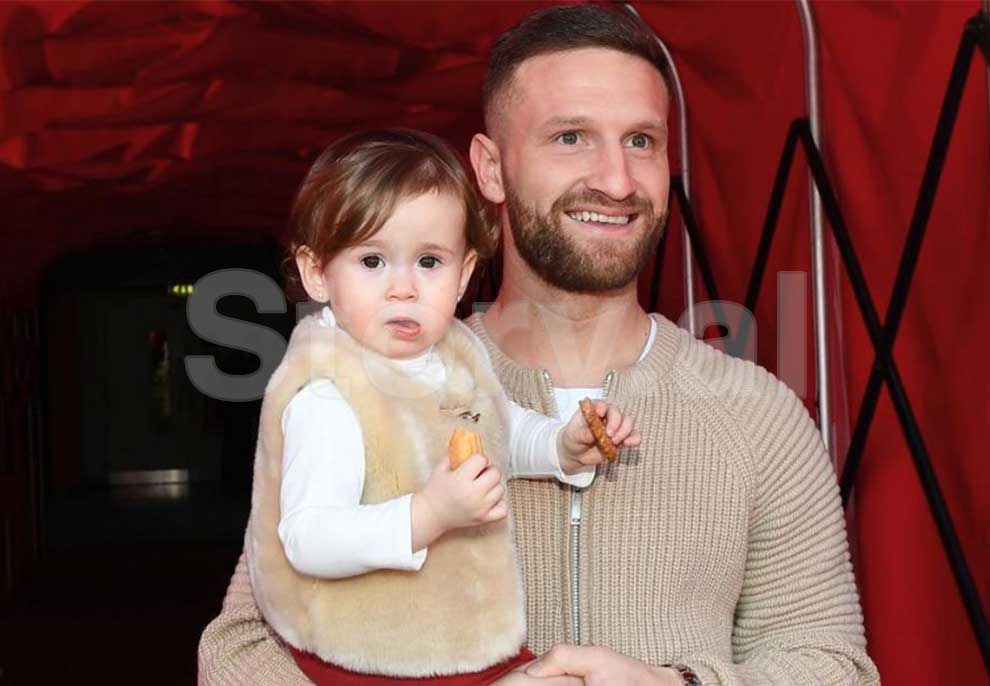 Futbollisti i njohur shqiptar bëhet baba për herë të dytë: I lumtur t’ju tregoj djalin tim!