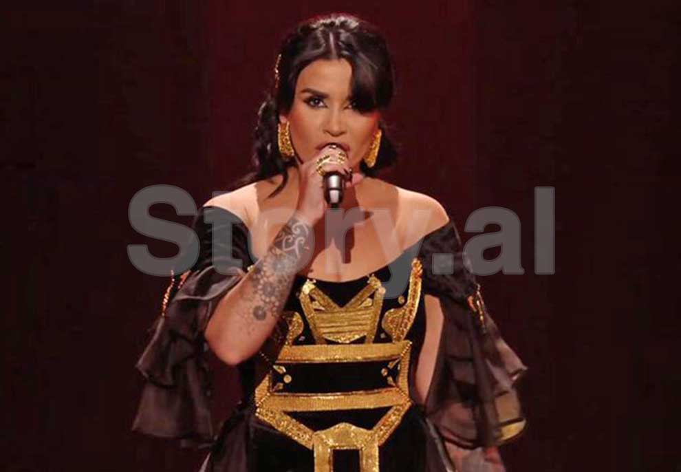 Jehona e suksesit të Jonidës vazhdon edhe pas finales së Eurovision, kënga e saj interpretohet nga aktorët në Francë