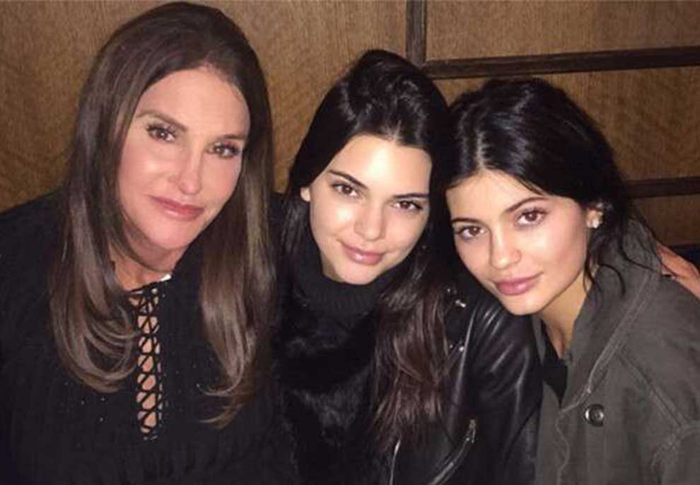 Caitlyn Jenner ‘ngatërron’ vajzat, uron ditëlindjen e Kylie-t me foton e Kendall