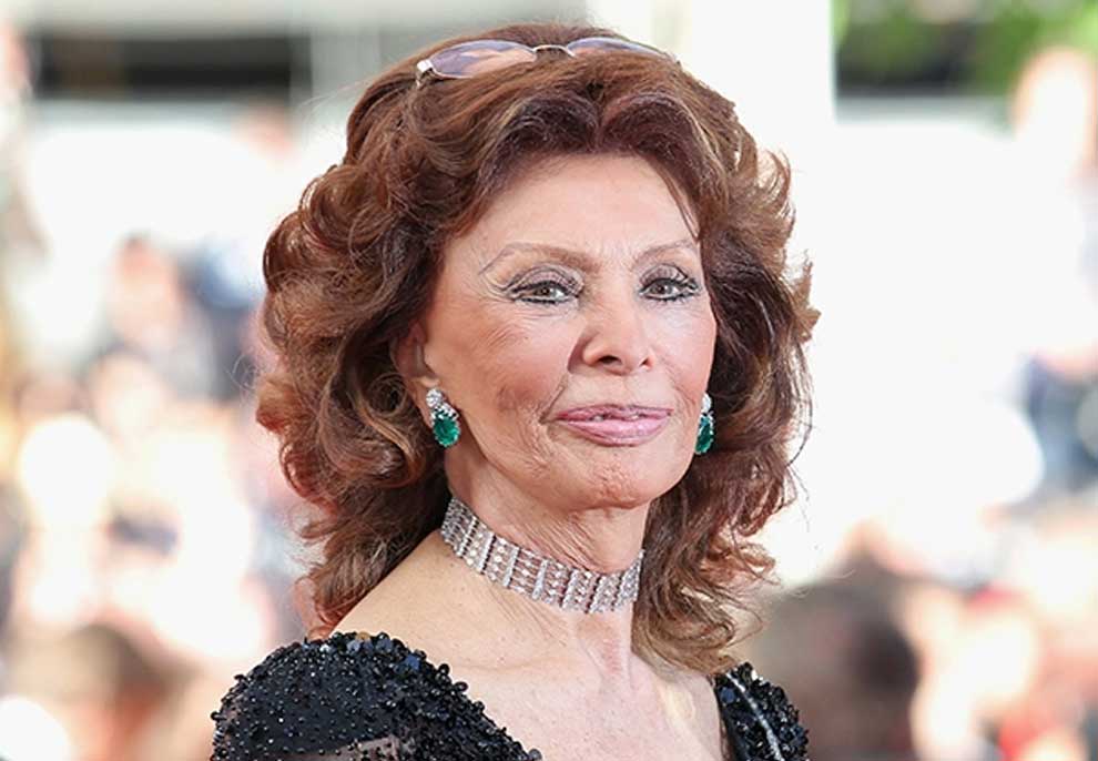 Sipas recetës së Sophia Lorenit: Maska nga katër përbërës, e cila zhduk rrudhat dhe tendos lëkurën