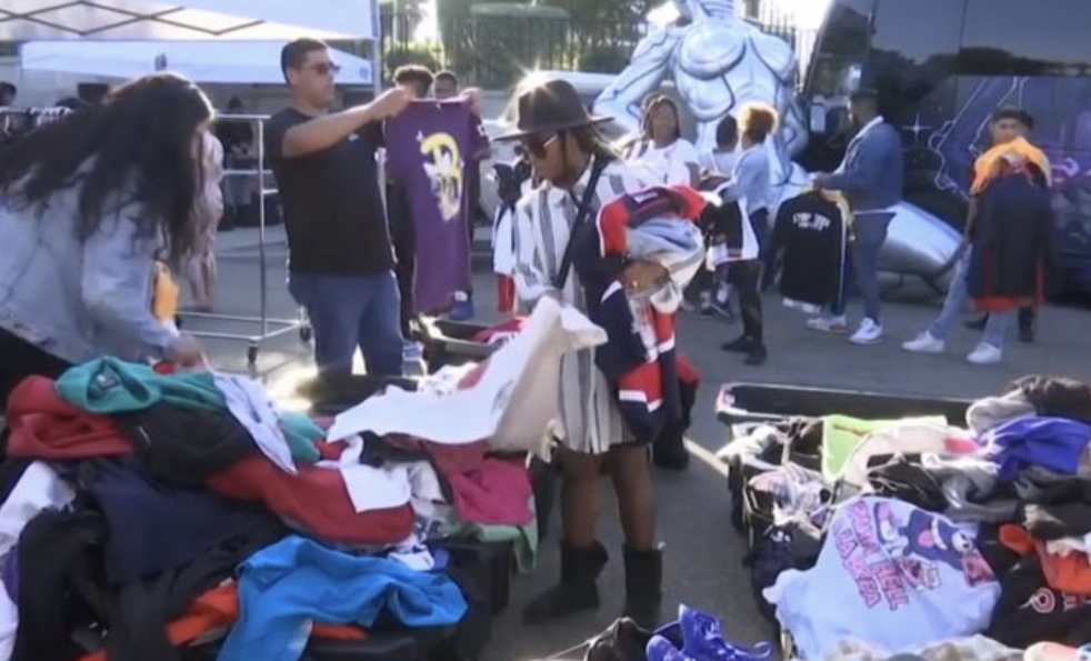 Chris Brown nxorri rrobat në shitje, fqinjët lajmëruan policinë