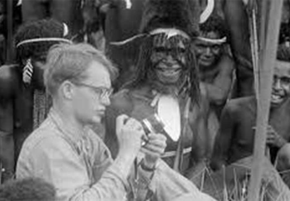 Dalin fotografitë e fisit kanibal që hëngrën trashëgimtarin e Rockefeller (Foto)