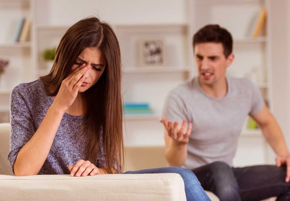 Konfliktet e vazhdueshme në çift ju dëmtojnë shëndetin mendor dhe fizik, ja problemet që shkaktojnë