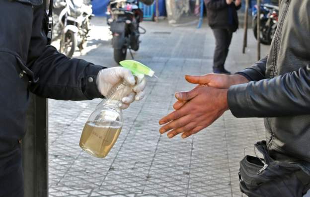Në provincën e Iranit, helmimi nga alkooli vret më shumë njerëz se koronavirusi