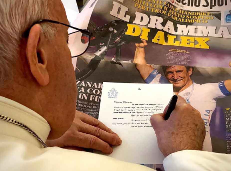 Papa Francesco, letër Zanardit: “Historia jote një shembull, lutem për ty”