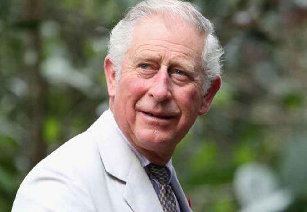 Pas infektimit me Covid flet Prince Charles: Isha me fat