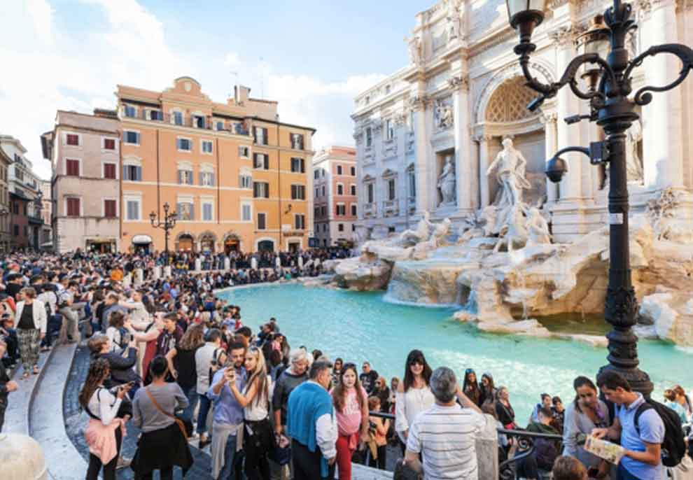 “Ne po përballemi me një rrezik pasi…”/ Italia hap kufijtë për turistët, por Conte e bëri paralajmërimin