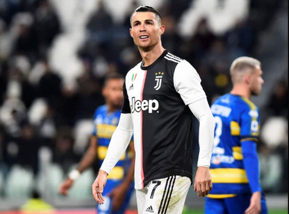 “Bomba” e merkatos/ Është arritur akordi, Ronaldo gati të largohet nga Juventusi për të kaluar te skuadra e…