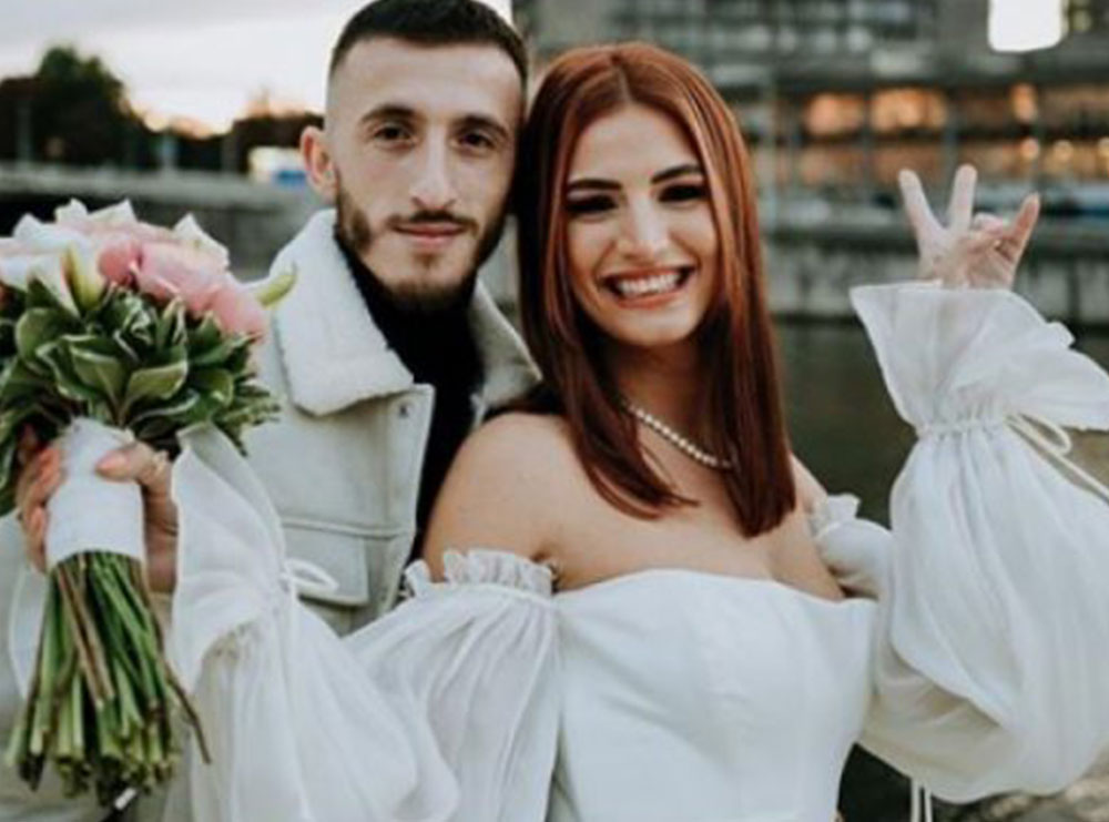 Pak muaj pasi i dhanë fund martesës, reperi shqiptar kapet mat me të dashurën e re (foto)