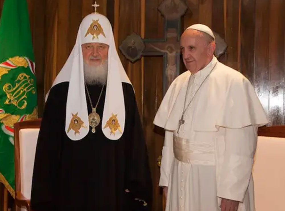 Lufta në Ukrainë, Papa Françesku bisedon me patriarkun rus