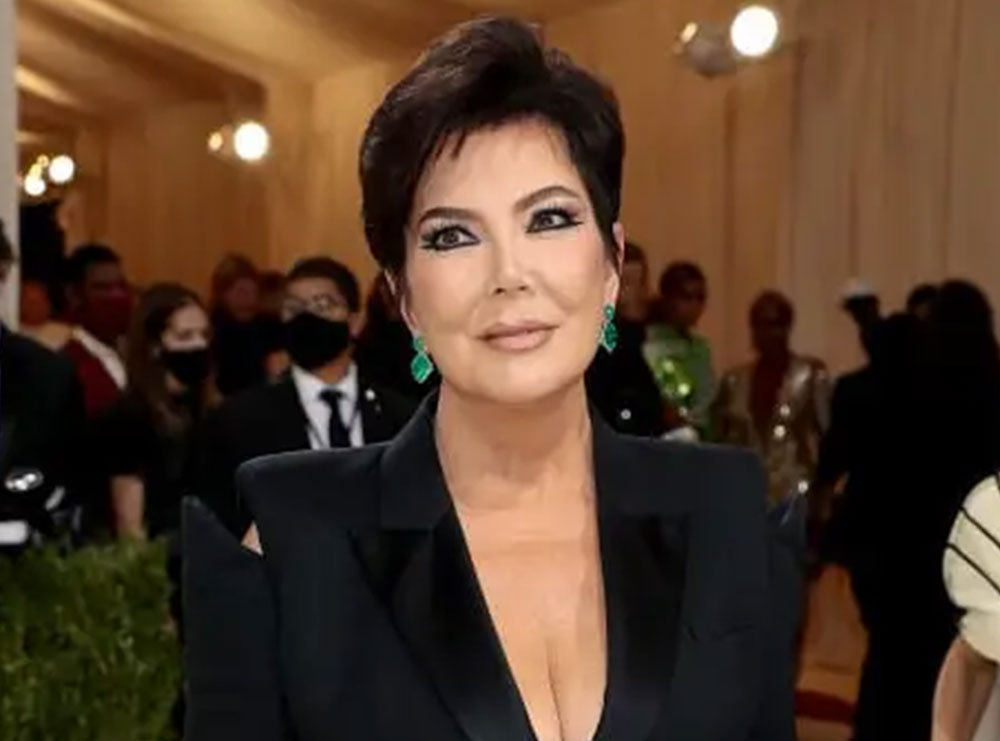 Kris Jenner ndryshon modelin karakteristik të flokëve