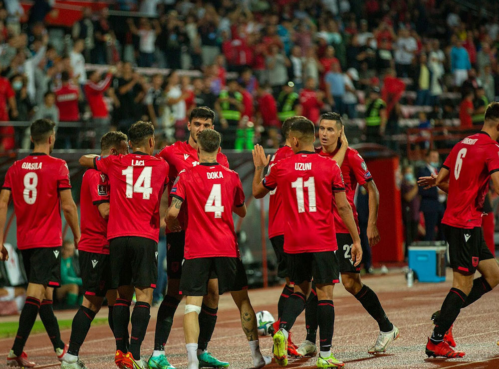 Sot, Shqipëri-Estoni/ Largohen 11 lojtarë! Vrioni gati për debutimin si titullar, ja formacioni i mundshëm i Kombëtares