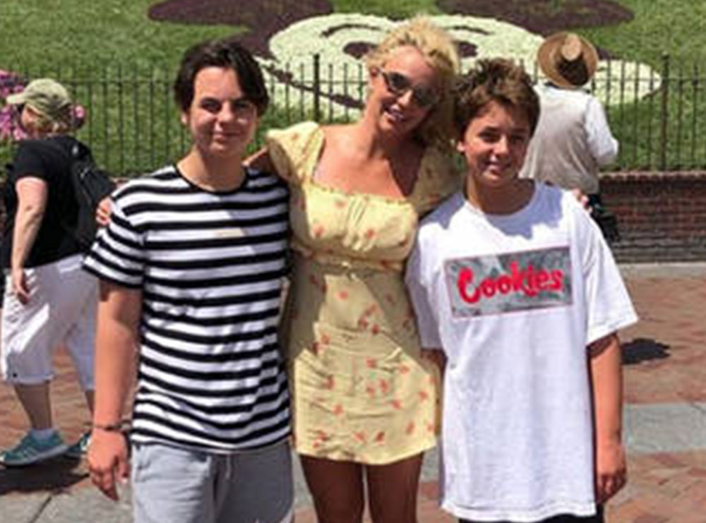 Djali i Britney Spears flet për raportin me të: Do vëmendje