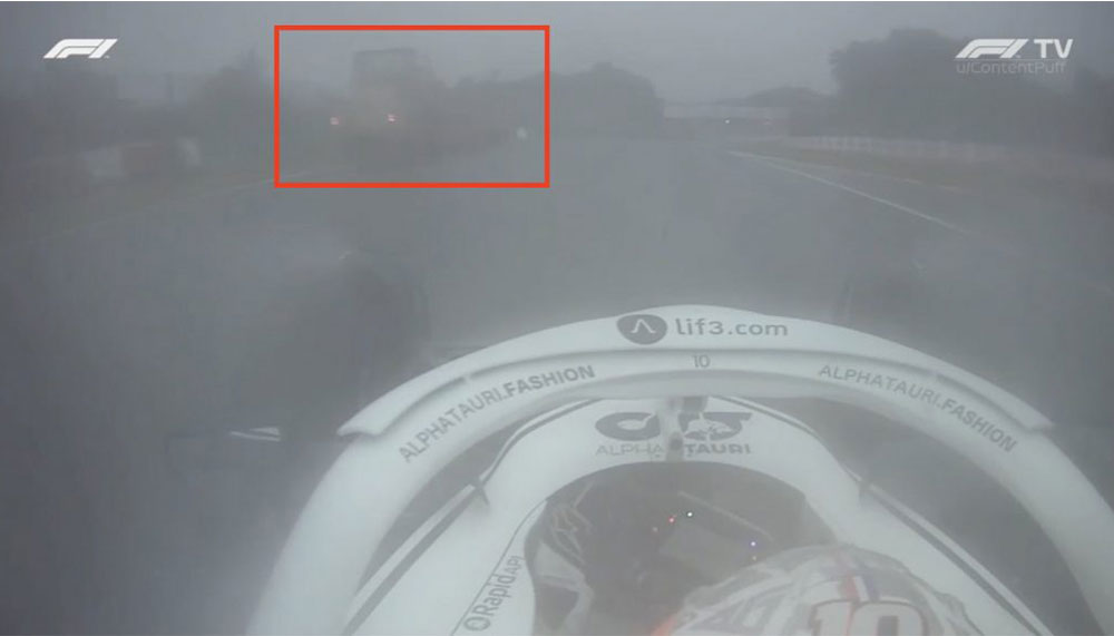 F1/ Gafa skandaloze në GP Suzuka, traktorë në pistë nën rregullin e Safety, tërbohet Gasly: “Çfarë k**in bëhet!”
