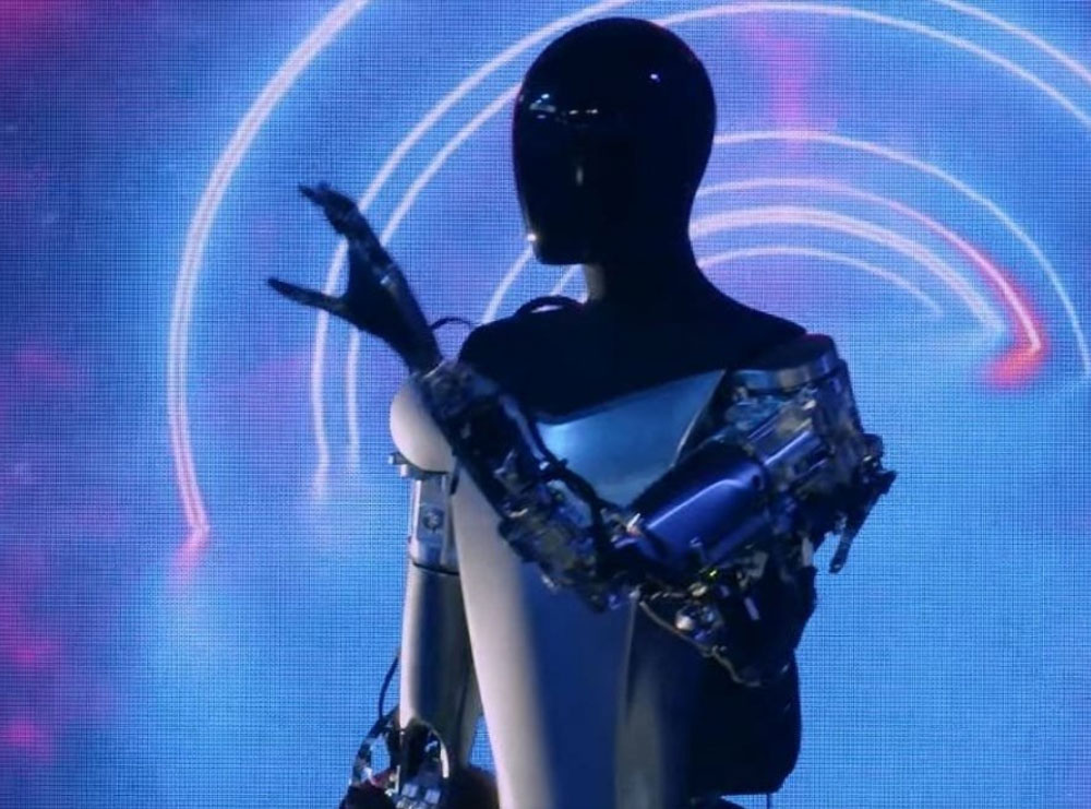 ‘Vjen në jetë’ roboti humanoid i Elon Musk!