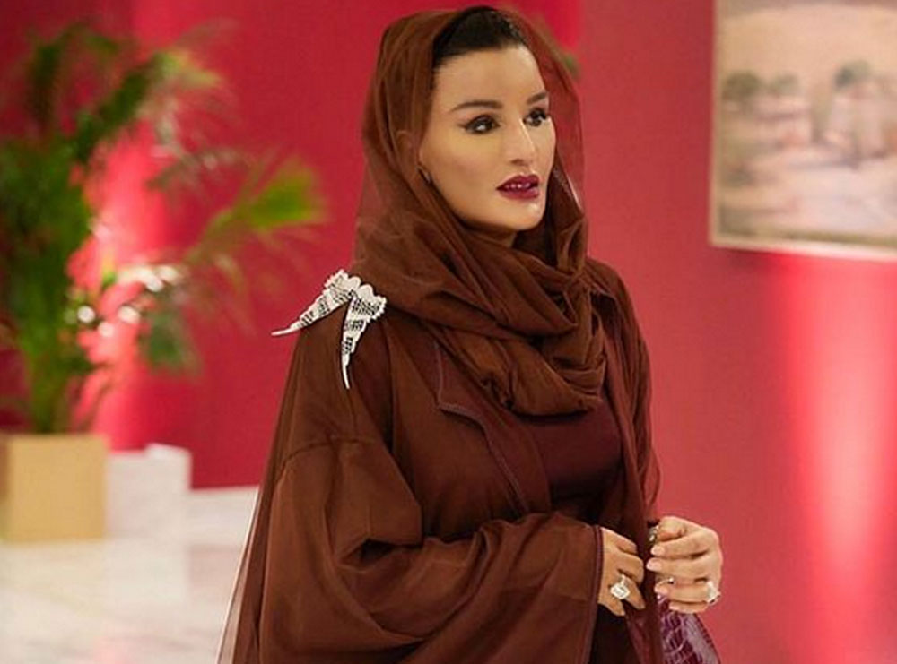 Gruaja e veshur më mirë në botë e sheikut të Katarit: Ajo ka shtatë doktoratura dhe shtatë fëmijë (FOTO)