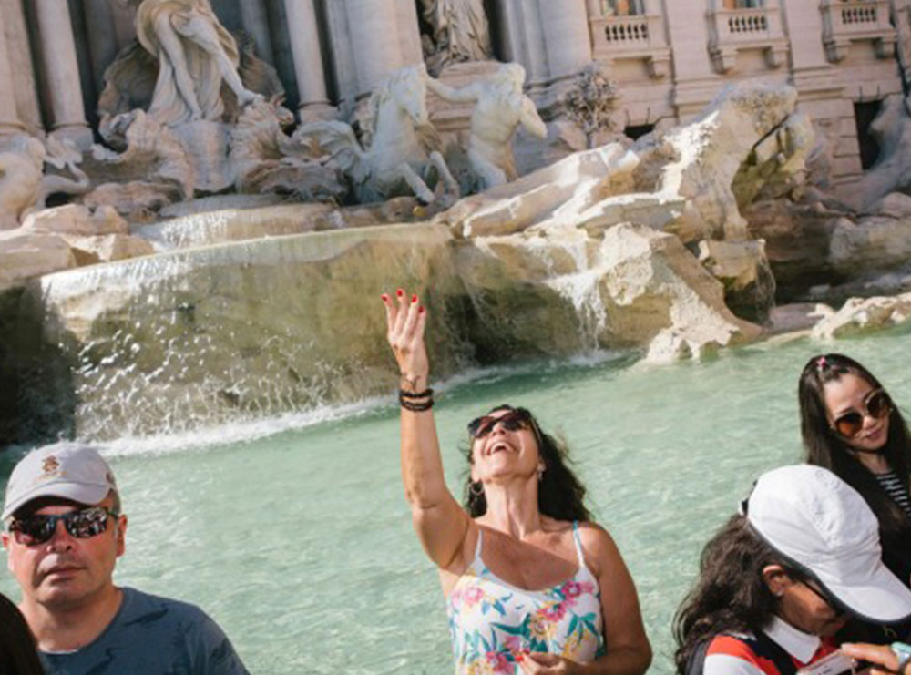 Mbi 1 milion euro çdo vit, ja ku përfundojnë paratë e hedhura në “Fontana di Trevi”!