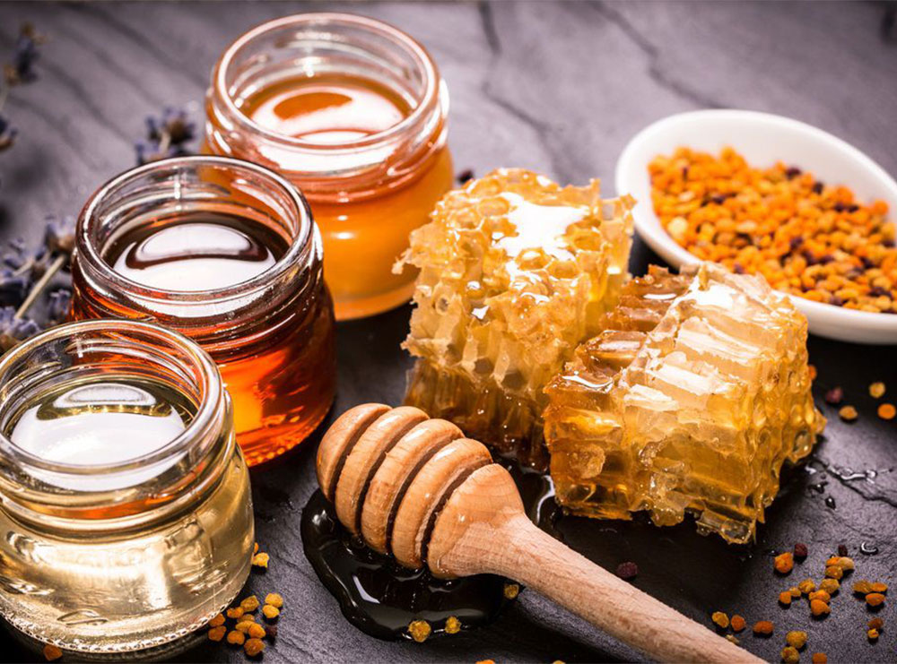 Ja çfarë do të ndodhë me trupin tuaj nëse hani dy lugë mjaltë çdo ditë