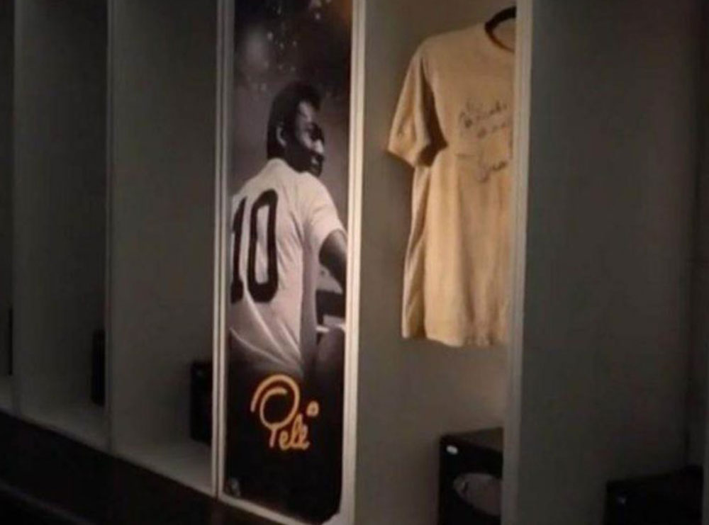 I mbyllur për 48 vjet, misteri i dollapit të Pelè në stadiumin e Santos: brenda tij një objekt sekret