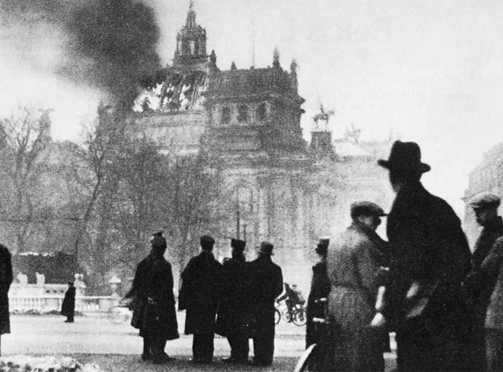 Reichstag, e vërteta e fshehur e zjarrit që Hitleri e përdori për eliminimin e kundërshtarëve