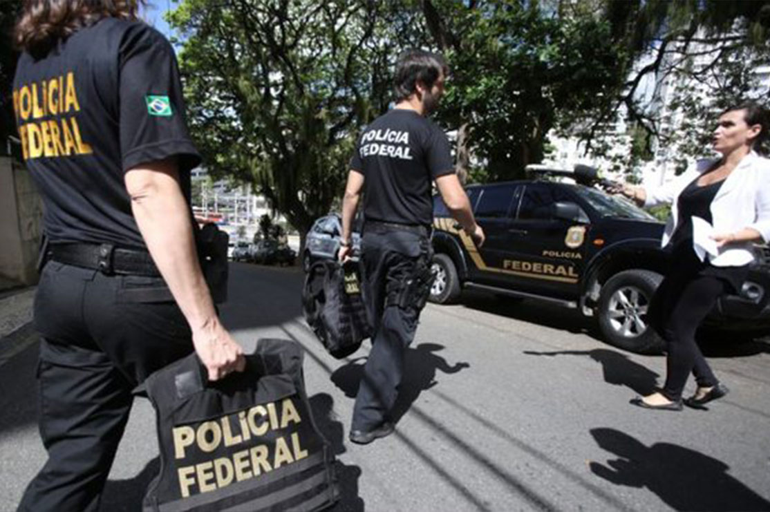 E mbyllën në varr 36-vjeçaren për hakmarrje, shpëtohet e gjallë pas 10 orësh gruaja në Brazil
