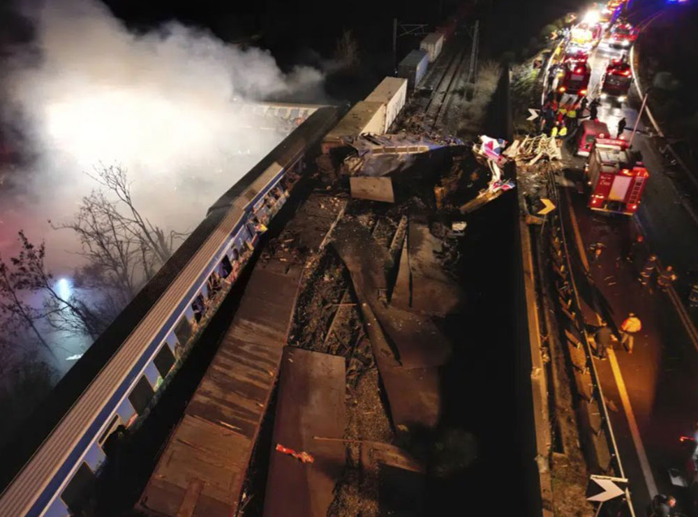 Aksident tragjik në Greqi, përplasen dy trena, 32 viktima dhe mbi 80 të plagosur (VIDEO)