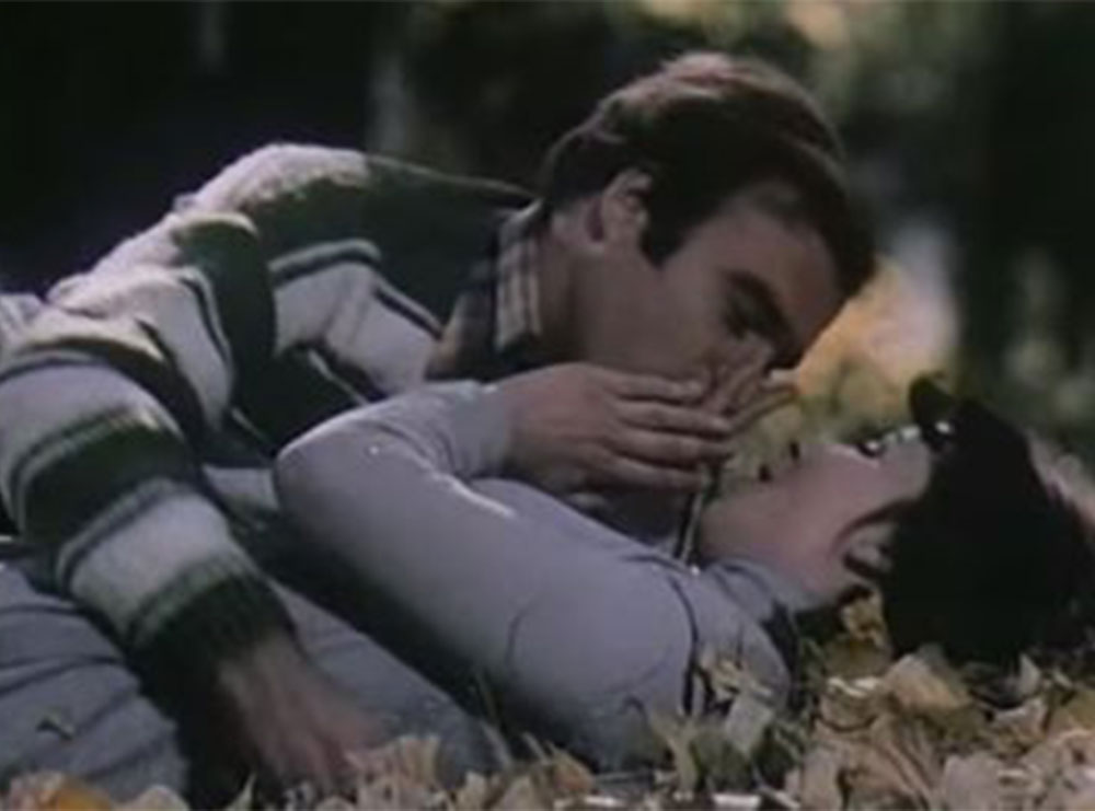 Ndriçim Xhepa tregon arsyen pse nuk e puthi dot Rajmonda Bulkun, çfarë ndodhi në sheshxhirimin e filmit “Duaje emrin tënd”