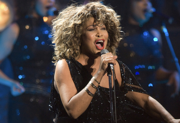 Ndërron jetë në moshën 83-vjeçare ikona e rock-ut, diva e muzikës Tina Turner!