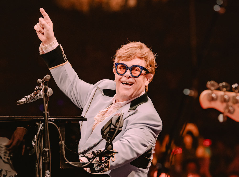 Elton John i thotë “stop” muzikës, legjenda e muzikës POP përshëndetet me fansat