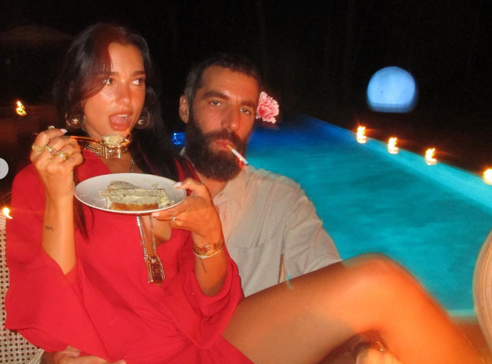 Foto/ Mbushi 28 vjeç, ja si e festoi Dua Lipa ditëlindjen në Ibiza