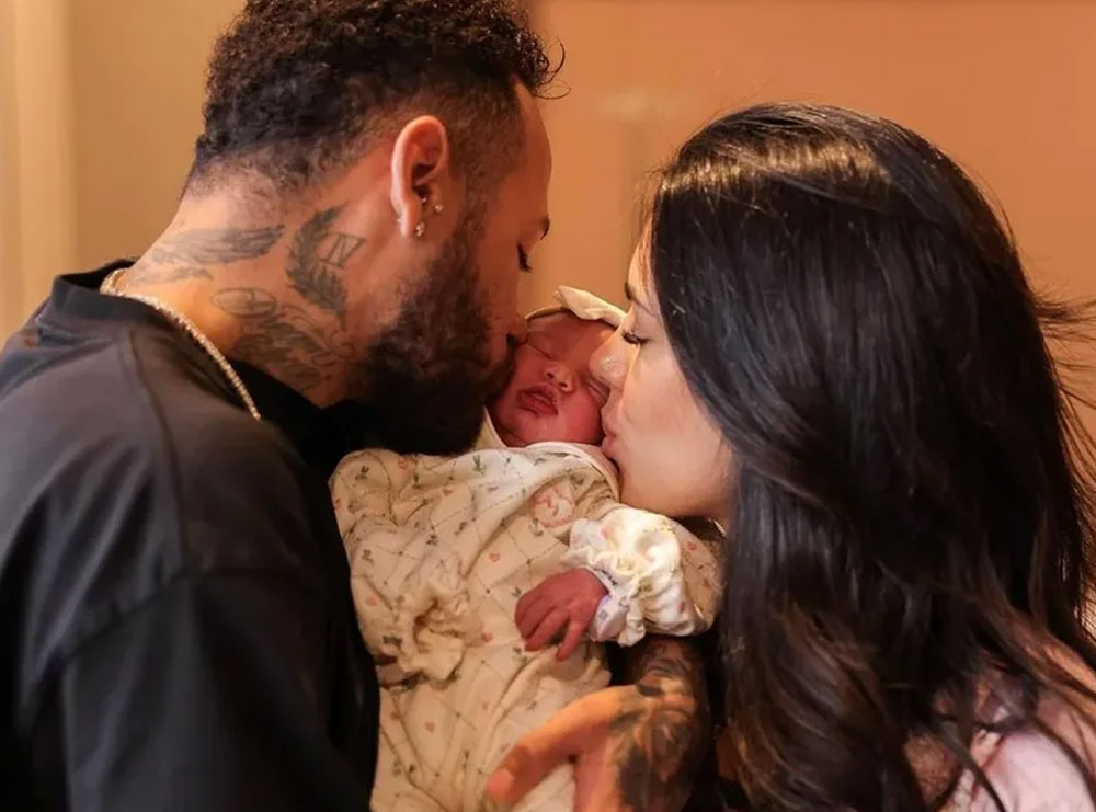 Neymar dhe Bruna Biancardi i japin fund lidhjes pak javë pasi u bënë prindër!