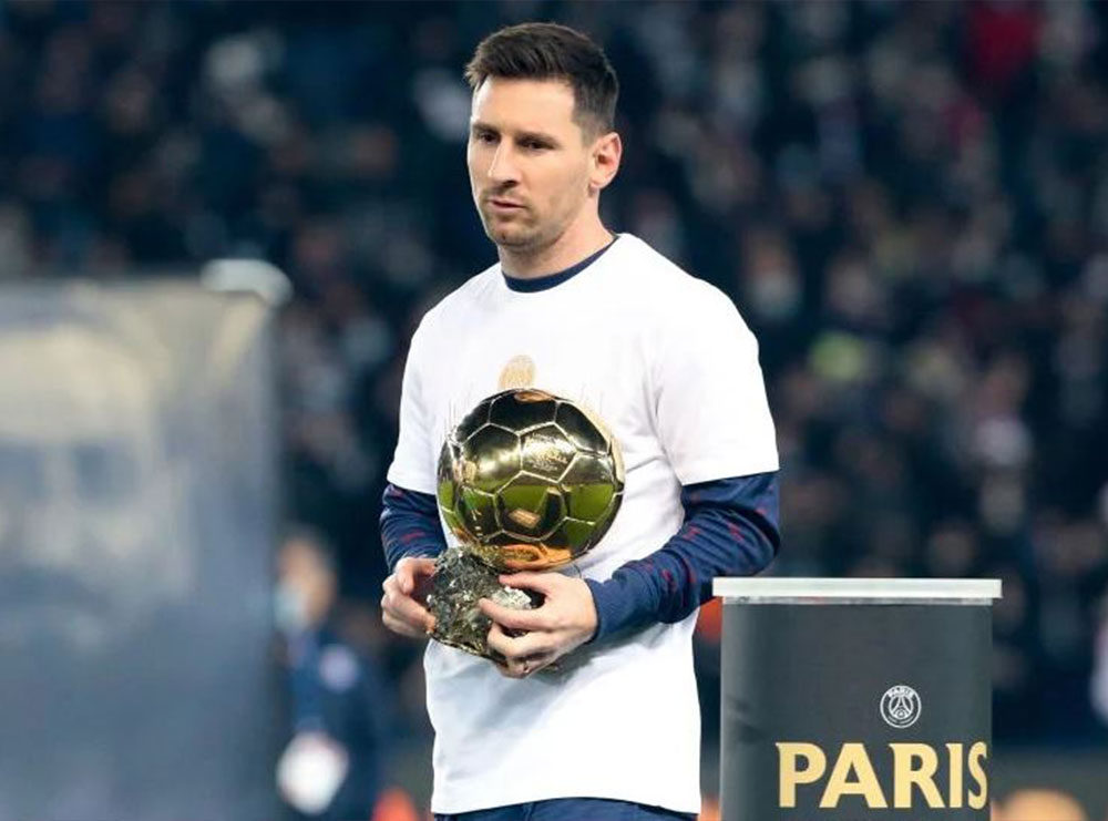 “Topi i Artë 2021” nën hetim, PSG dhe “France Football” i “vodhën” çmimin Lewandowskit dhe ia dhanë Messit