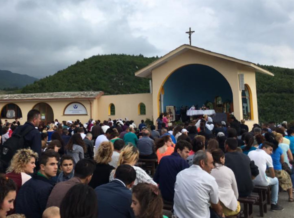 Nis pelegrinazhi i 13 të martave në Kishën e Shna Ndout në Laç