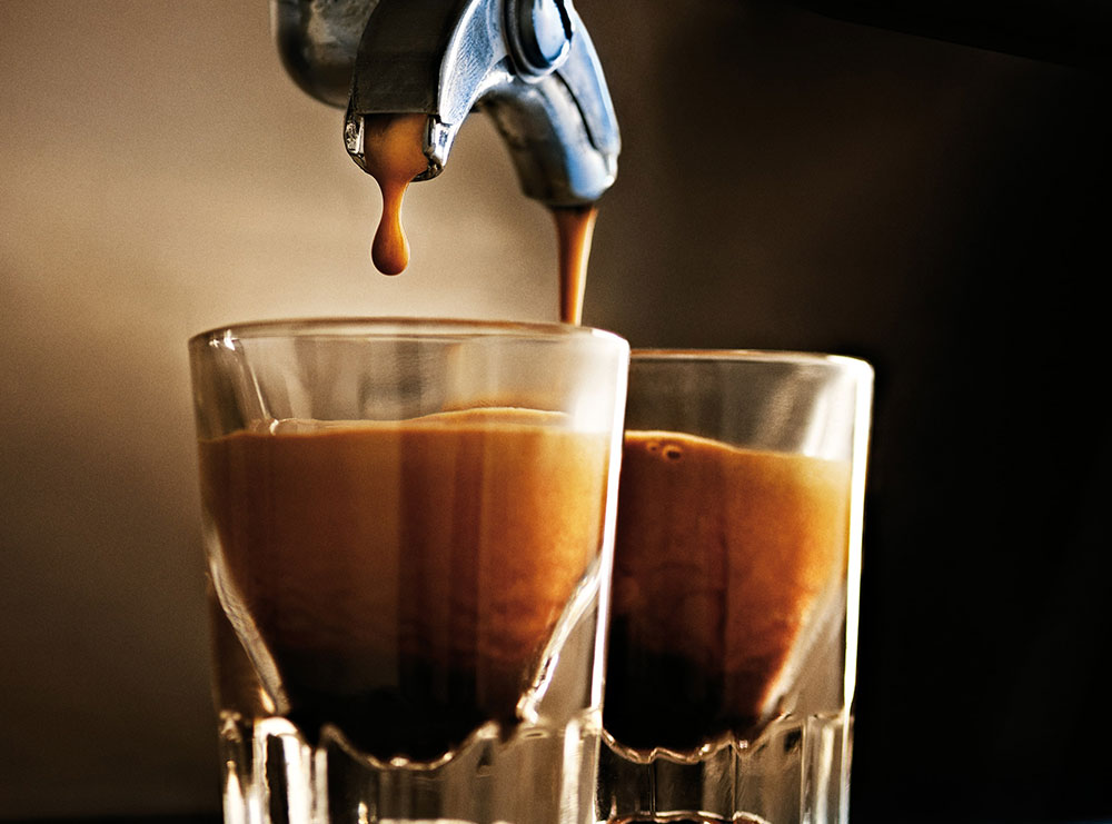 Çfarë duhet të dini për pirjen e kafesë nëse vuani nga aciditeti në stomak? Ja koha më e mirë për ta pirë