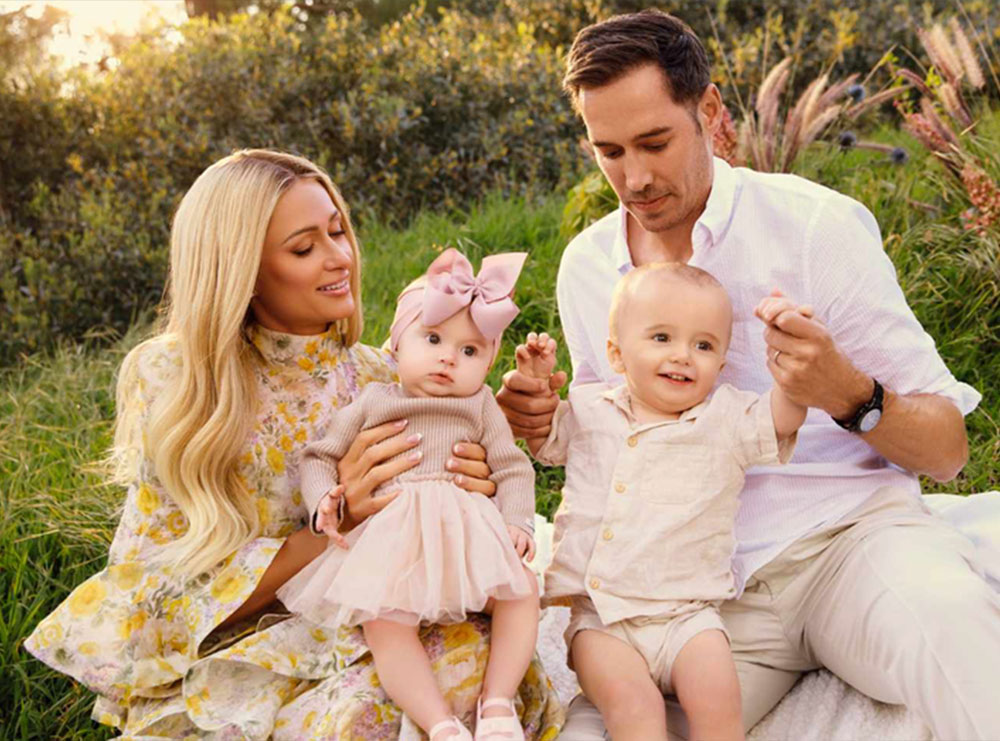 Paris Hilton flet për të bijën dhe familjen e saj: “Jeta ime është e plotësuar”