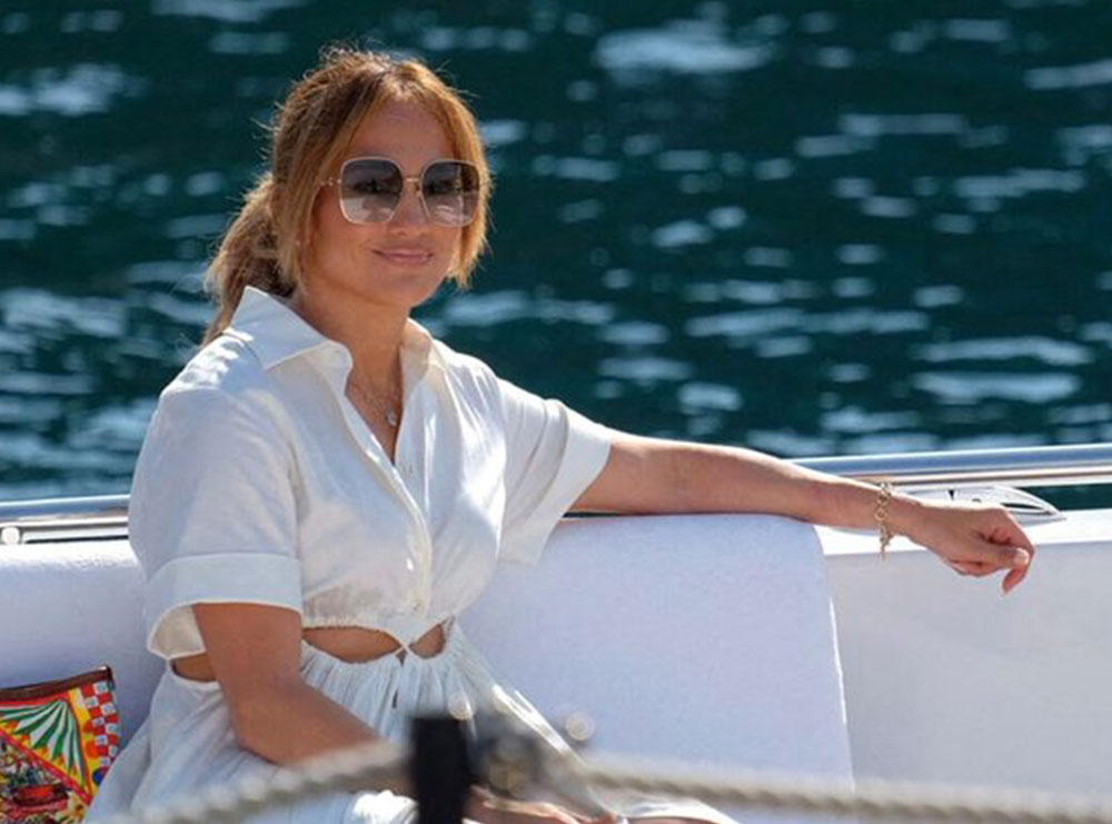 VIDEO/ Konfirmohet divorci? Jennifer Lopez “arratiset” në pushime pa Ben Affleck