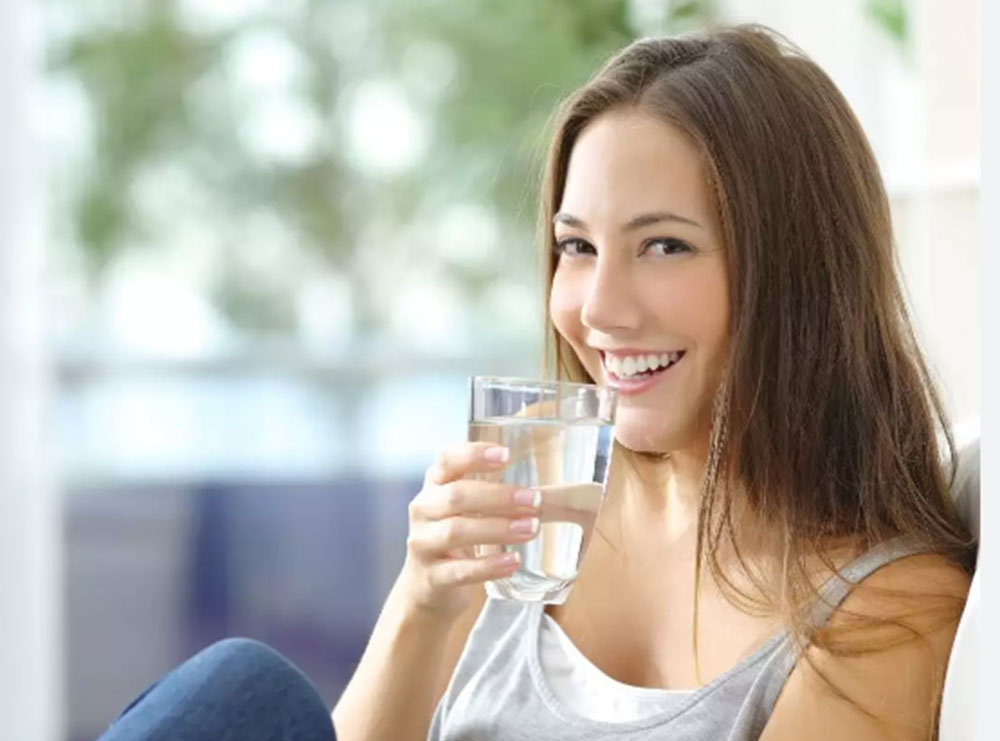 Të mos pish ujë shkaku kryesor i sëmundjeve mbi të 50-tat, ja çfarë duhet të bëni