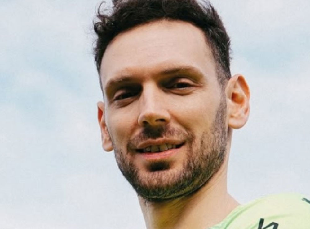 “I harruari” Berisha fiton kupën/ Portieri i lënë jashtë kombëtares, hero në Suedi